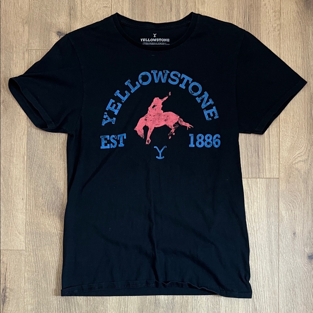 Yellowstone EST 1886 Black Short Sleeve Tee